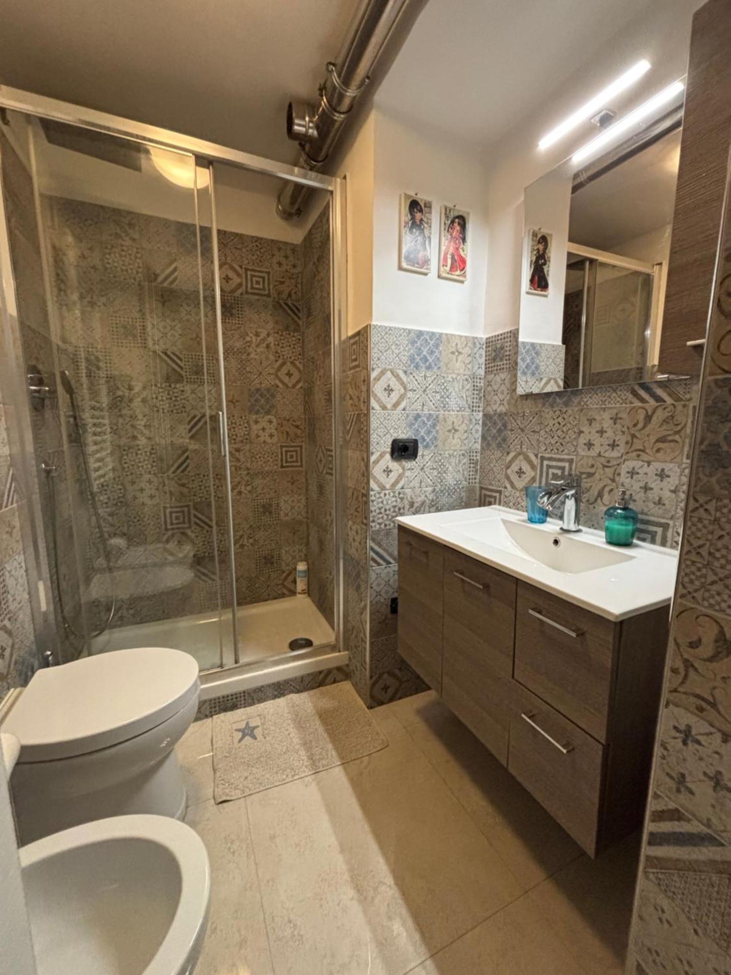 Acciuga Apartment Генуа Екстериор снимка